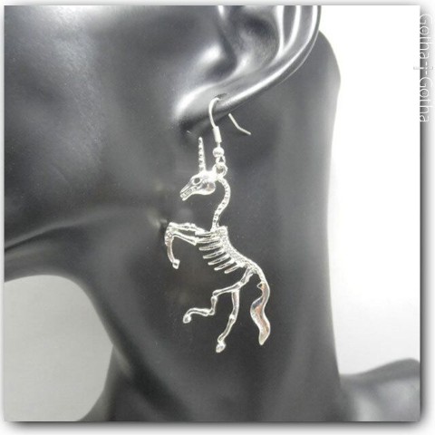 【Gotha×Gotha】ユニコーンBONEピアス