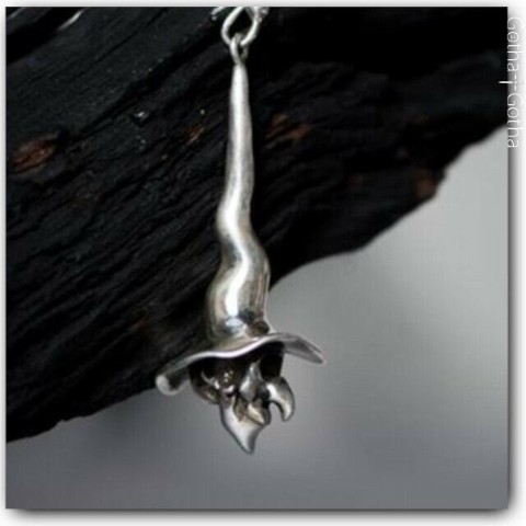 【Gotha×Gotha】魔女HATピアス(片耳用)