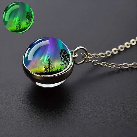 【＃kawaiiiii!】暗闇で光る！オーロラのペンダント【１】