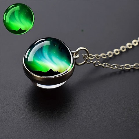 【＃kawaiiiii!】暗闇で光る！オーロラのペンダント【４】