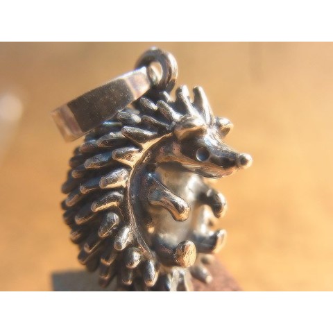 【林檎屋】ハリネズミ・トップ