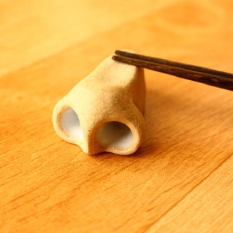 【NIKKORIE】２WAY鼻の箸置き等身大サイズ(肌色×白色)